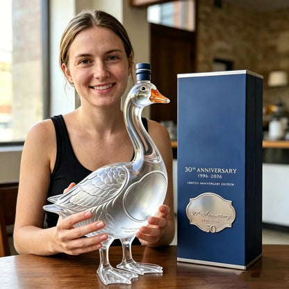 💥Summer Special Offer 📣30th Anniversary 3D Sculpted Vodka Bottle
